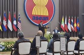 Dinamika Politik ASEAN 2025: Posisi Indonesia di Tengah Rivalitas China–AS